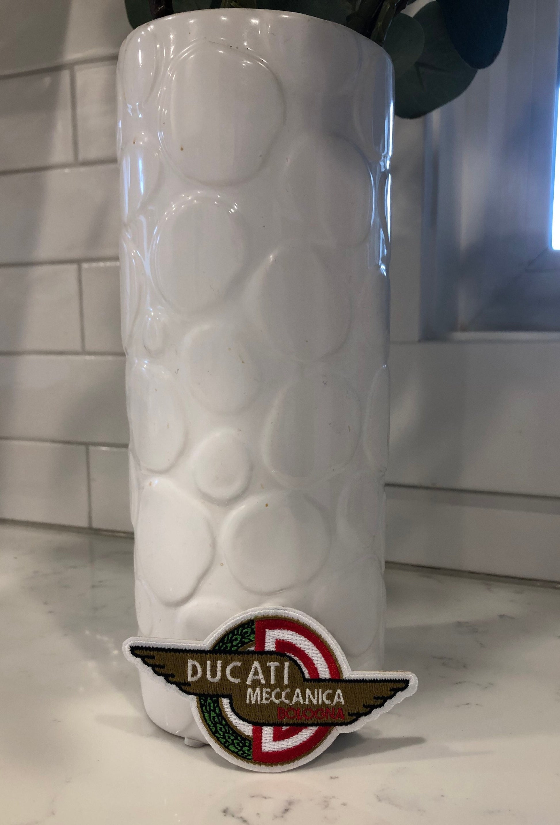 transfert DECALCOMANIE a sec de réservoir DUCATI MECCANICA BOLOGNA transfert DECALCOMANIE a sec de réservoir DUCATI MECCANICA BOLOGNA